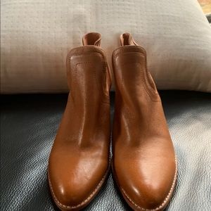 Anthropologie Silent D UK 37 US 7/ 6.5